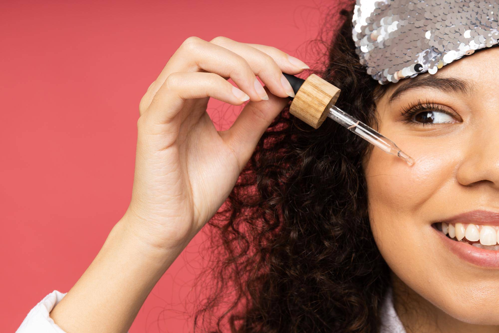Retinol jak działa na skórę i dlaczego warto go stosować?